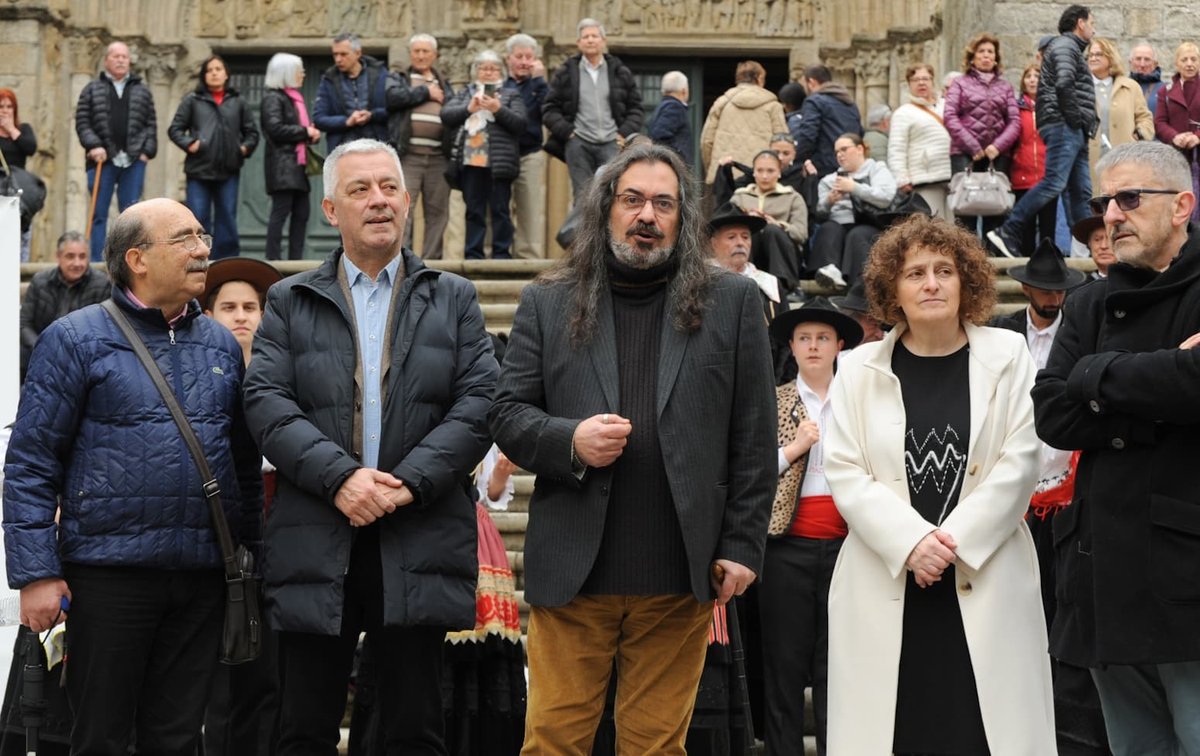 Política Lingüística tweet media