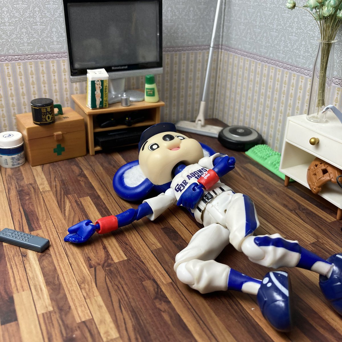 中日勝利でドアラにごはんbot tweet media