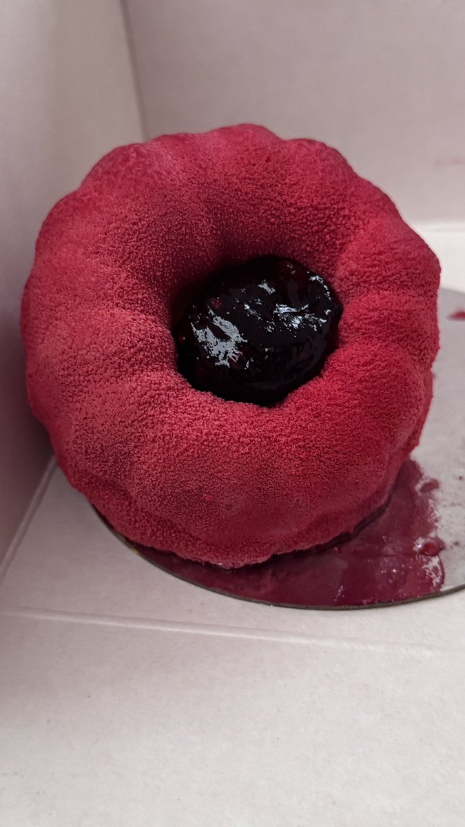 BranislavBrian's tweet photo. Cakes https://t.co/YzD0umGG2X