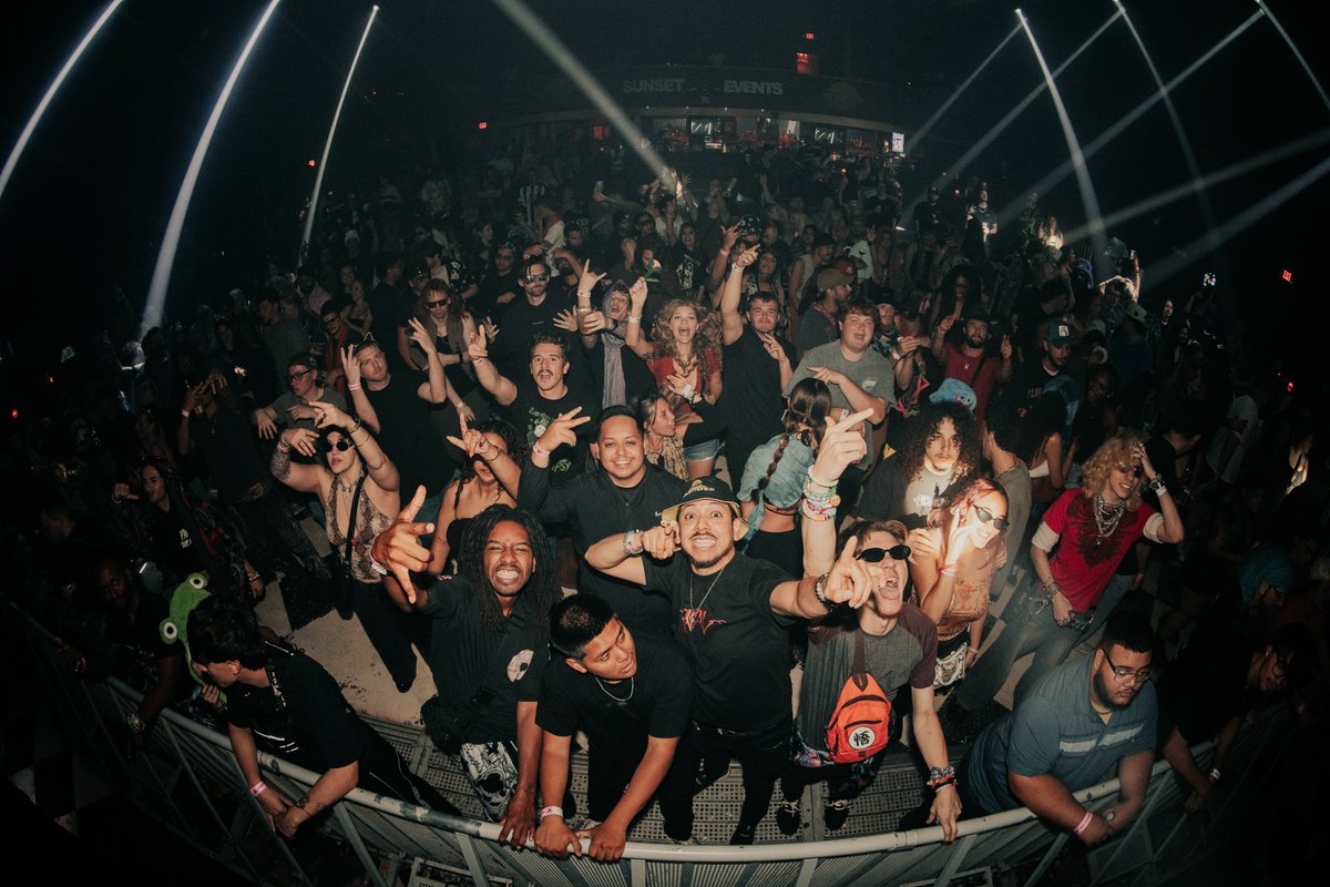 Sunset Events tweet media