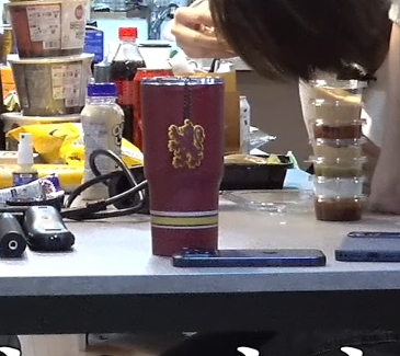 zia ʚଓ STRICT merch ban! tweet media