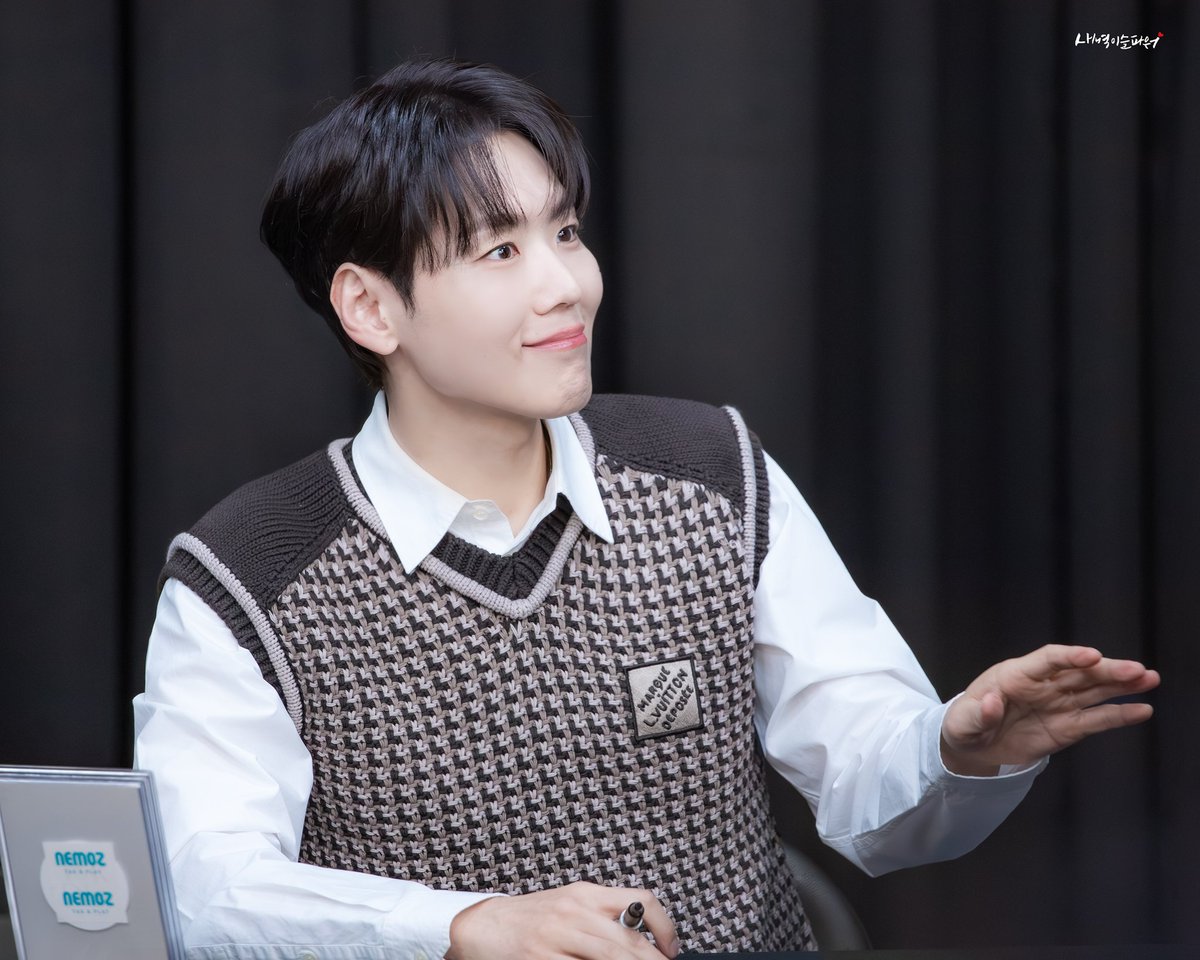 새벽이슬파워♡ tweet media