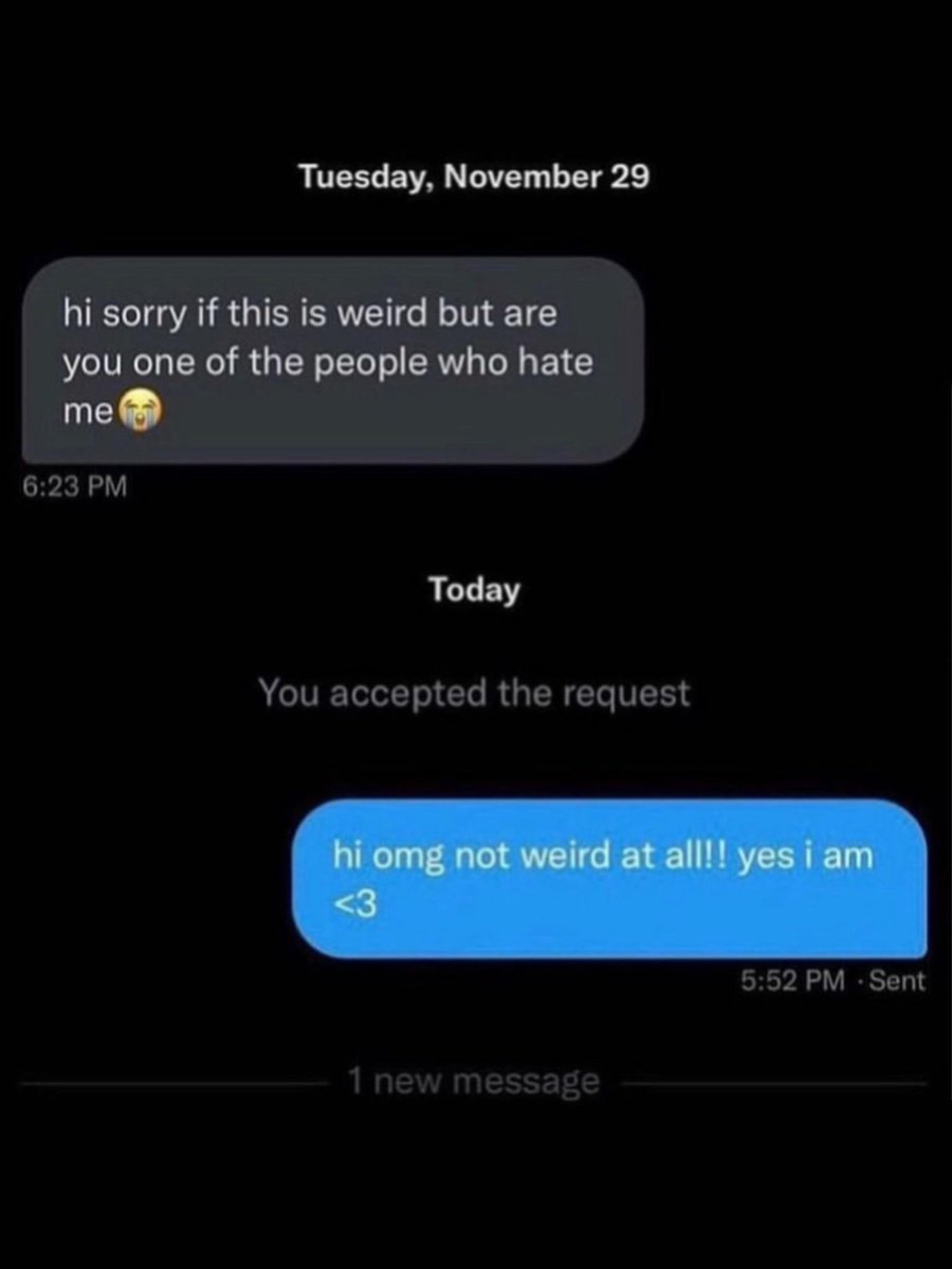 bday mel𓅨 tweet media