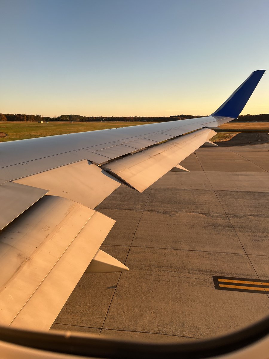 Alégrame el día tweet media