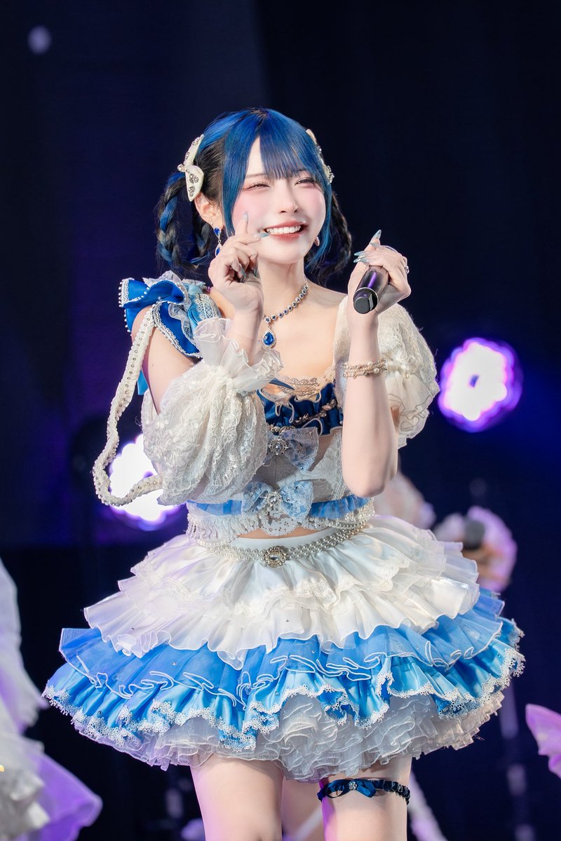 kutsuderella's tweet photo. マネさんカメラ📸🩵 https://t.co/Ub0w5O1l4V