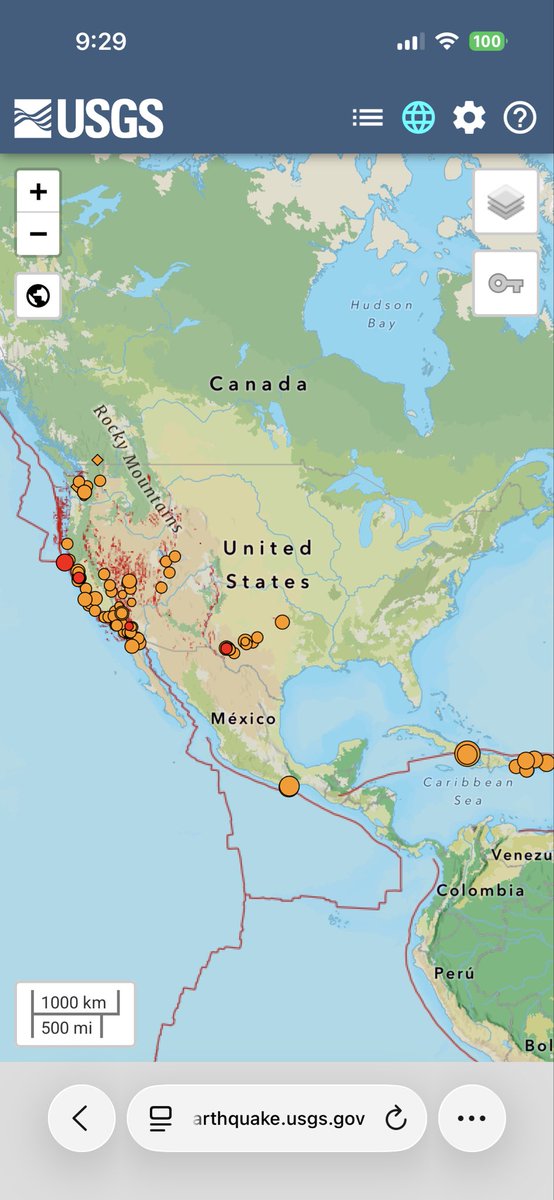 The #loudboom heard all over Northeast Ohio does not appear to be an earthquake. <a href="/USGS/">USGS</a> map shows all earthquakes in the last hour as a red dot. 🔴