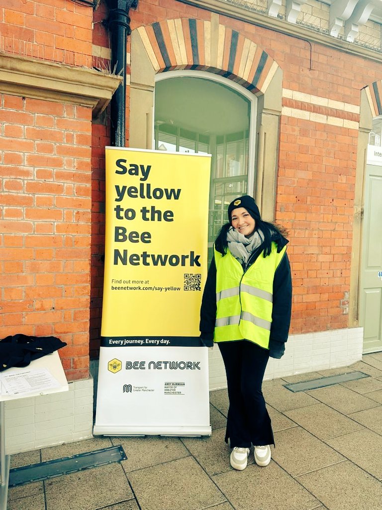 bee_future99's tweet image. BEE Lover's Always Smile🐝🐝 #beenetwork #crypto #beecoin