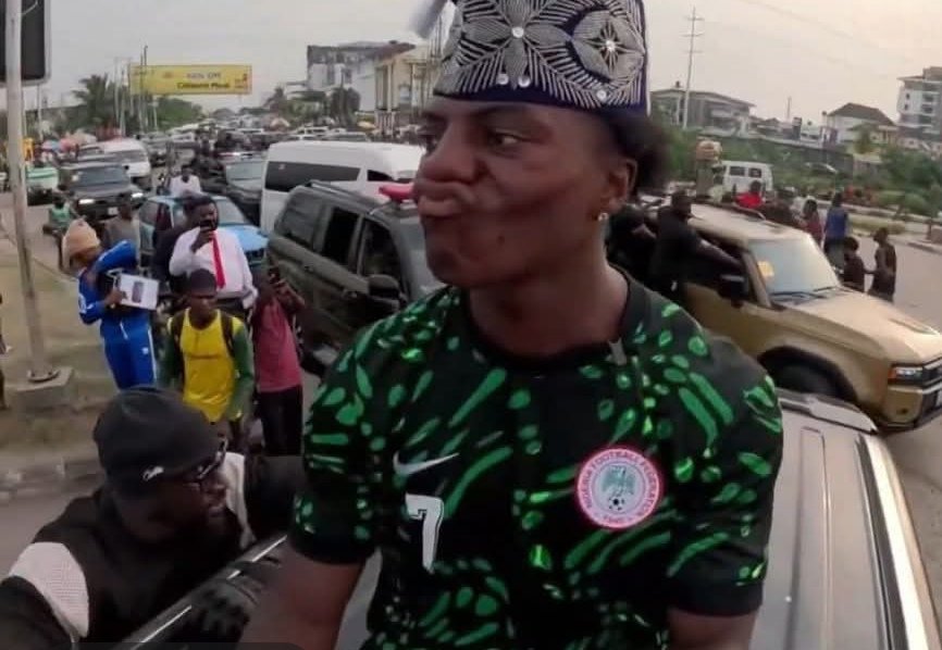 makaagary tweet media