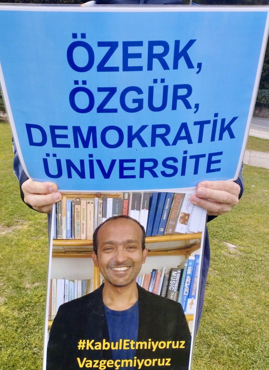 Can Candan (@cncndn.bsky.social) tweet media