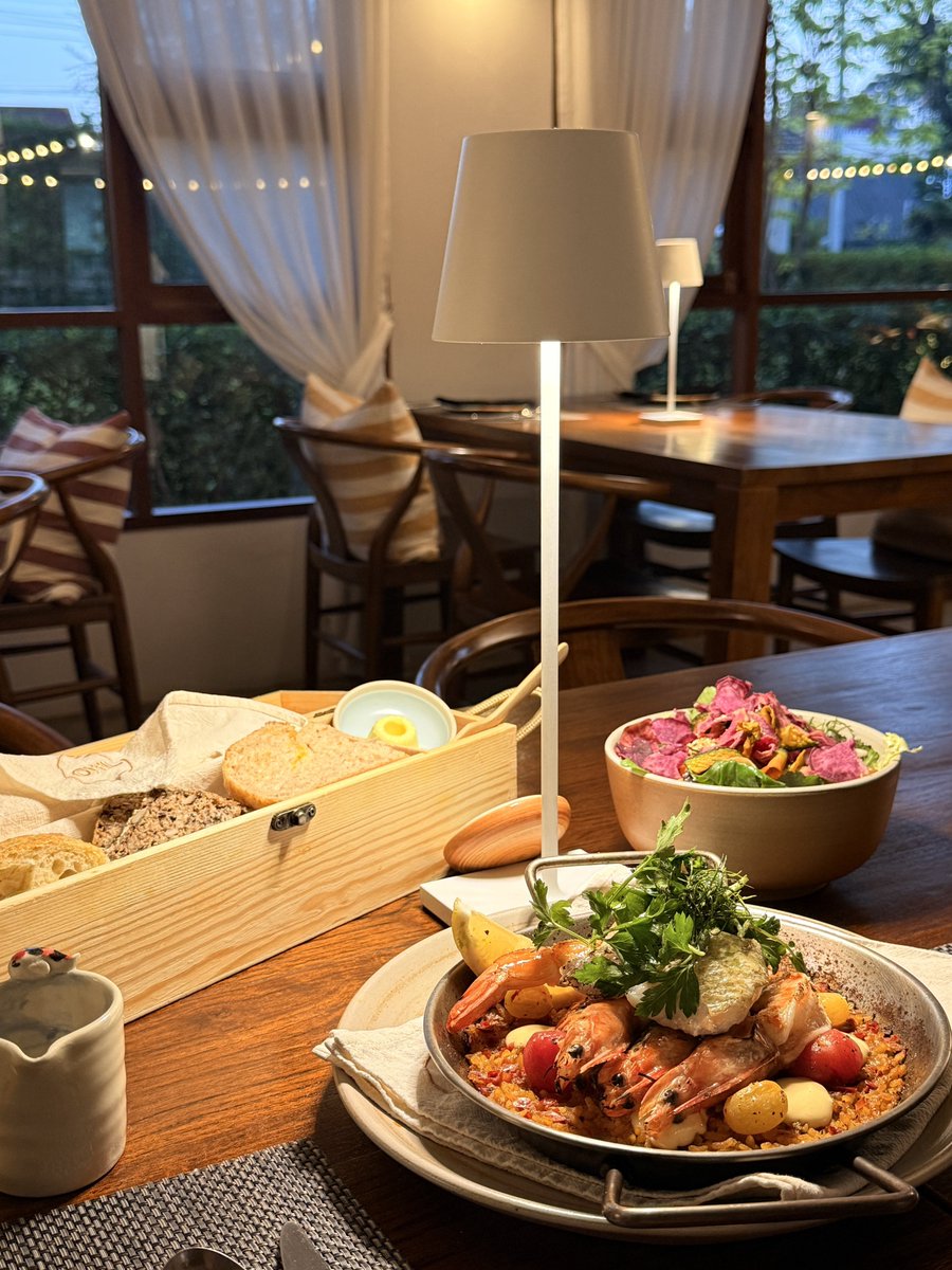 Ran 🌹 tweet media