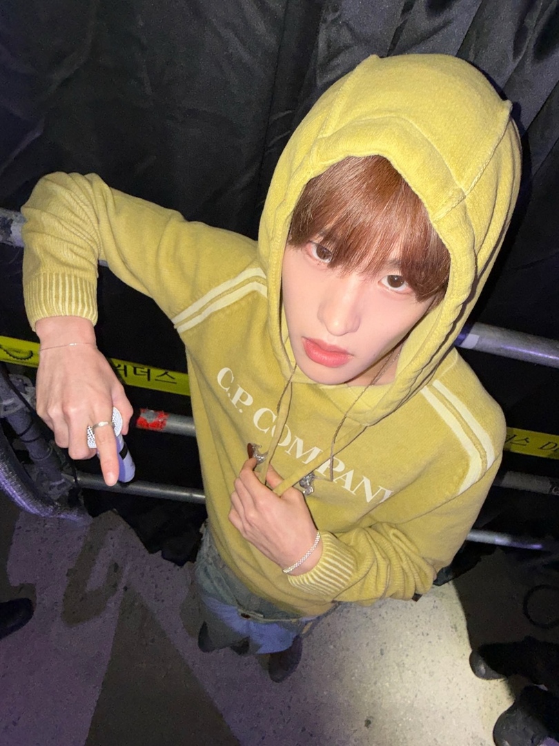 USE ' HEY / ✉️ ' - ENGLISH ONLY tweet media