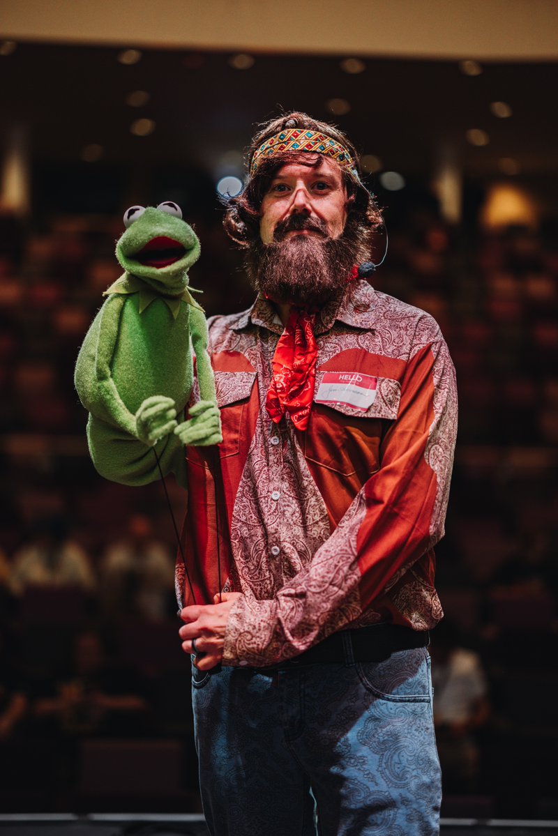 Comic Con Wales tweet media