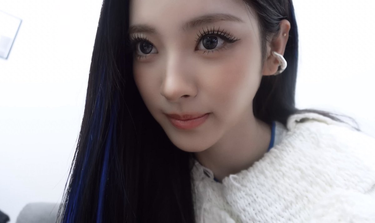 𝙖𝙣𝙣𝙖 𝙧𝙖𝙩𝙚𝙙 tweet media