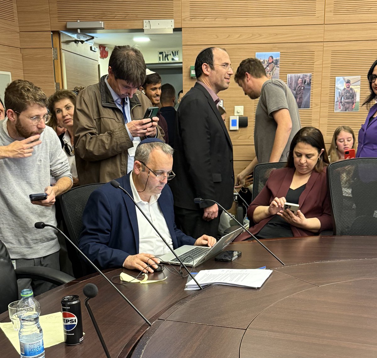 Gil Dickmann | גיל דיקמן tweet media