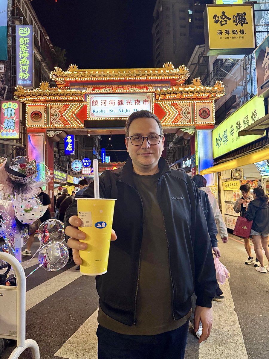 Jan Lipavský tweet media