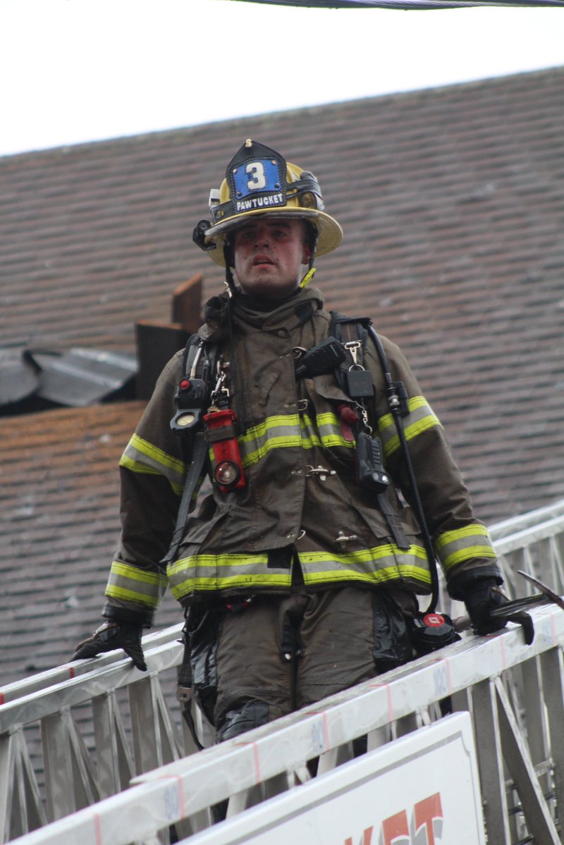 Rhode Island Fire Alerts tweet media