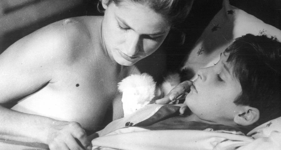 Ama tanto as crianças que fazia filme pornográfico com elas