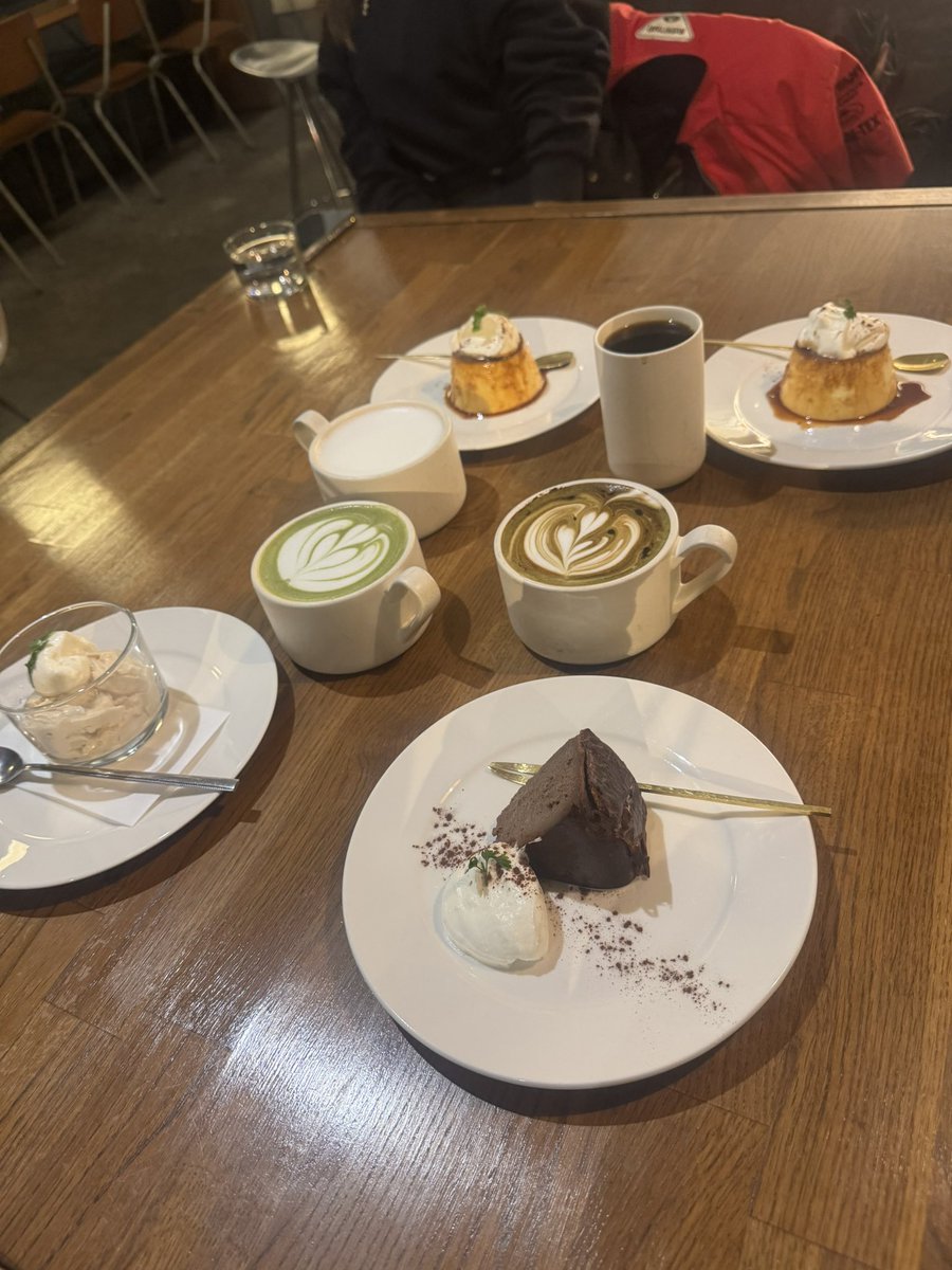 HamuHamu tweet media