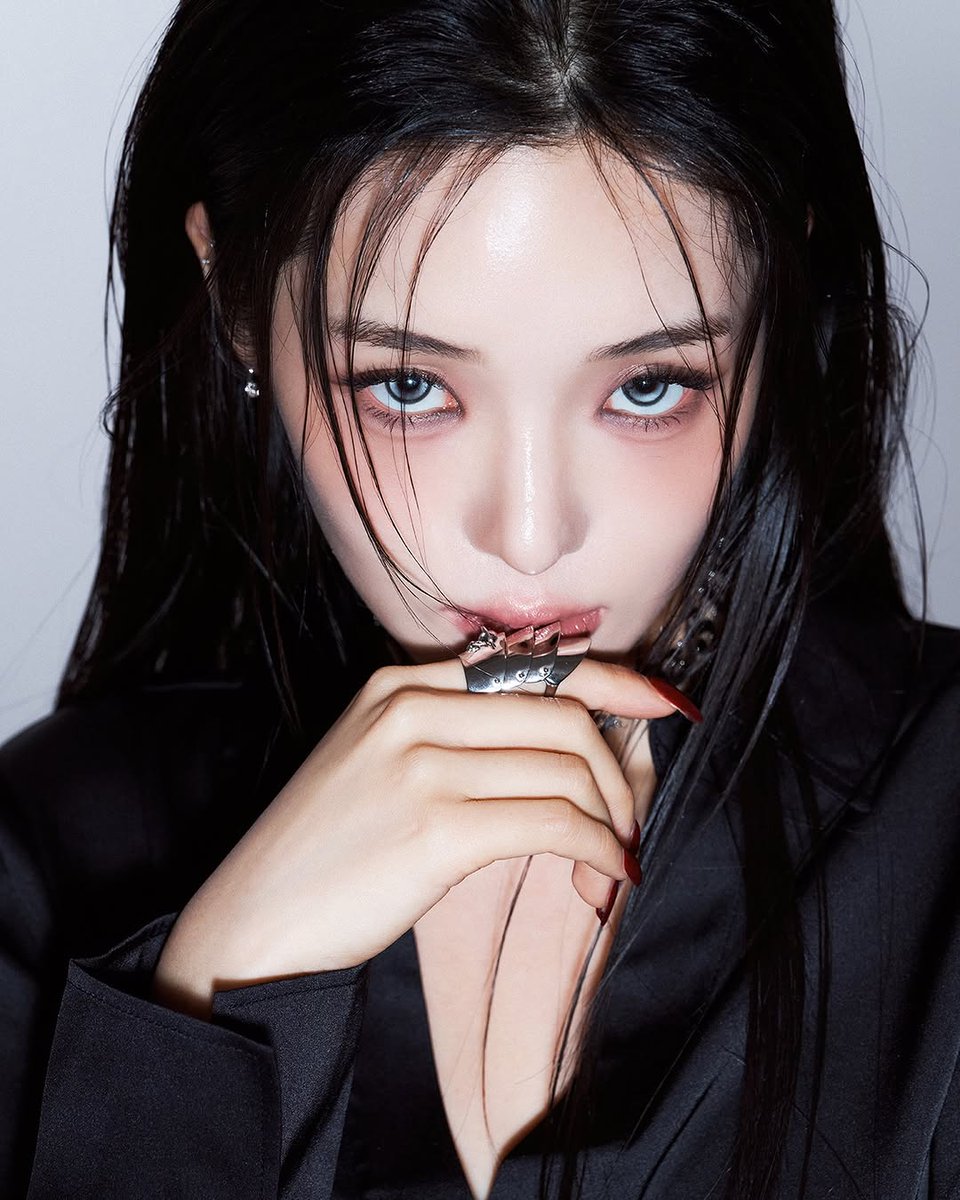 노지선갤러리 tweet media