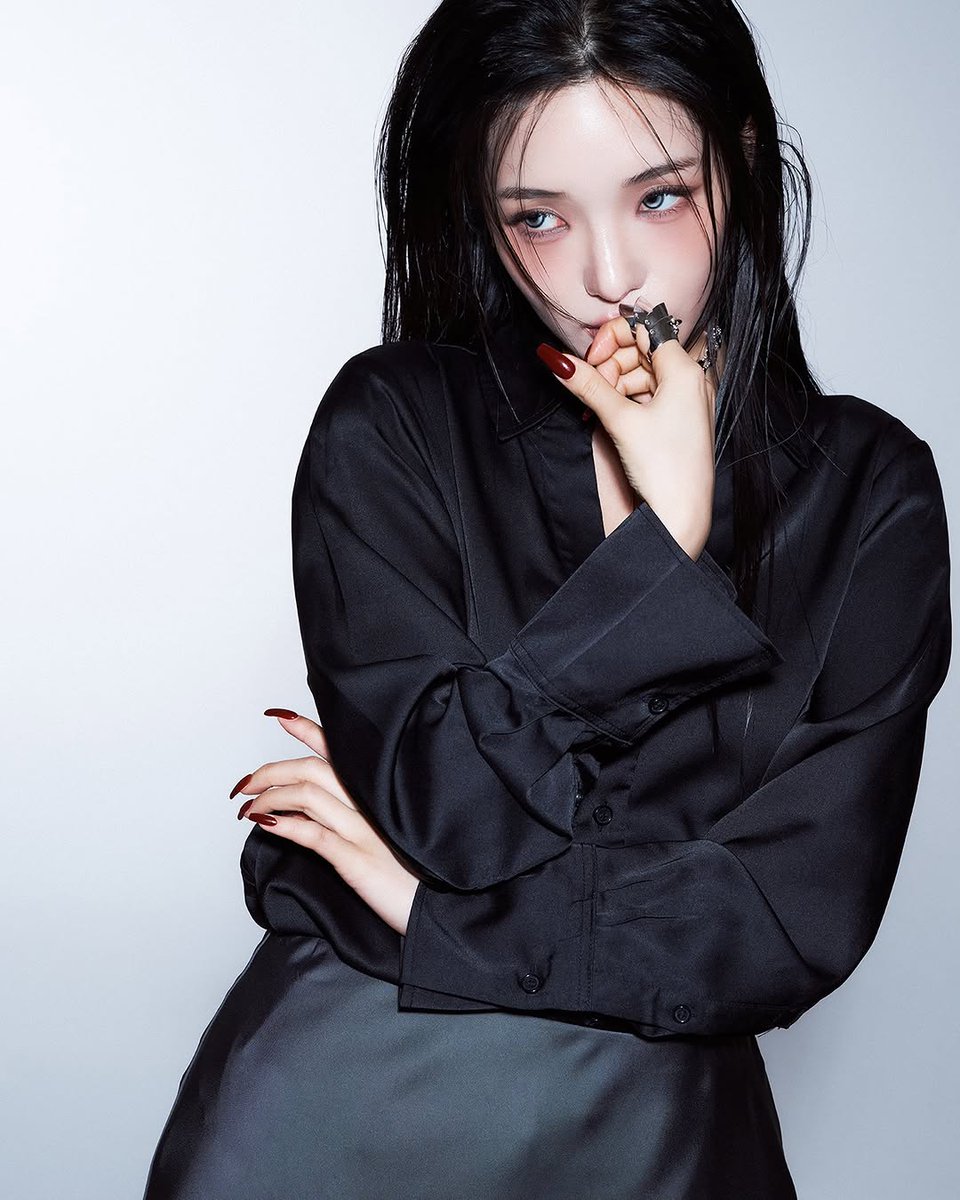 노지선갤러리 tweet media