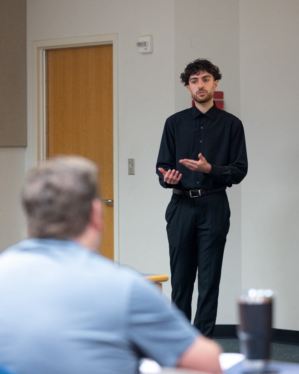 Oakland University School of Business tweet media