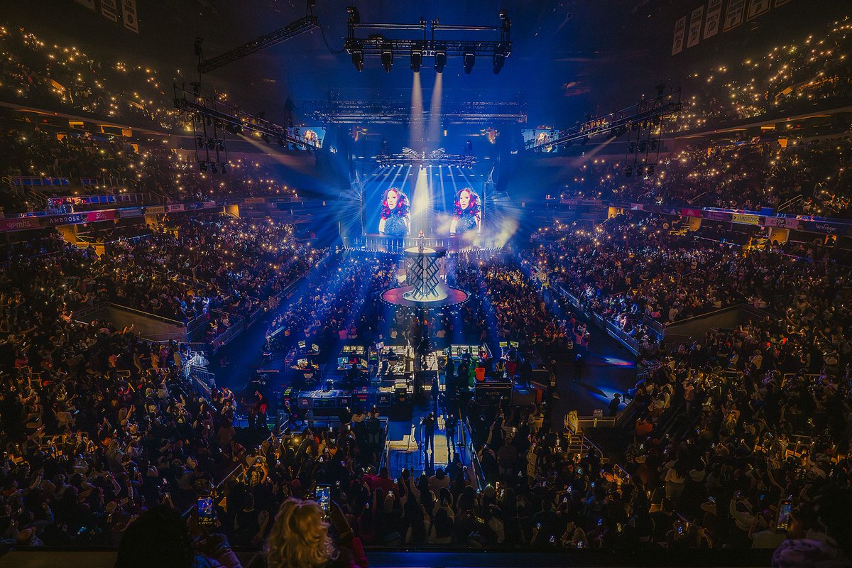 HELLO Bardi Gang! We still can't stop thinking about our SOLD OUT night with Cardi B this past weekend 🤩