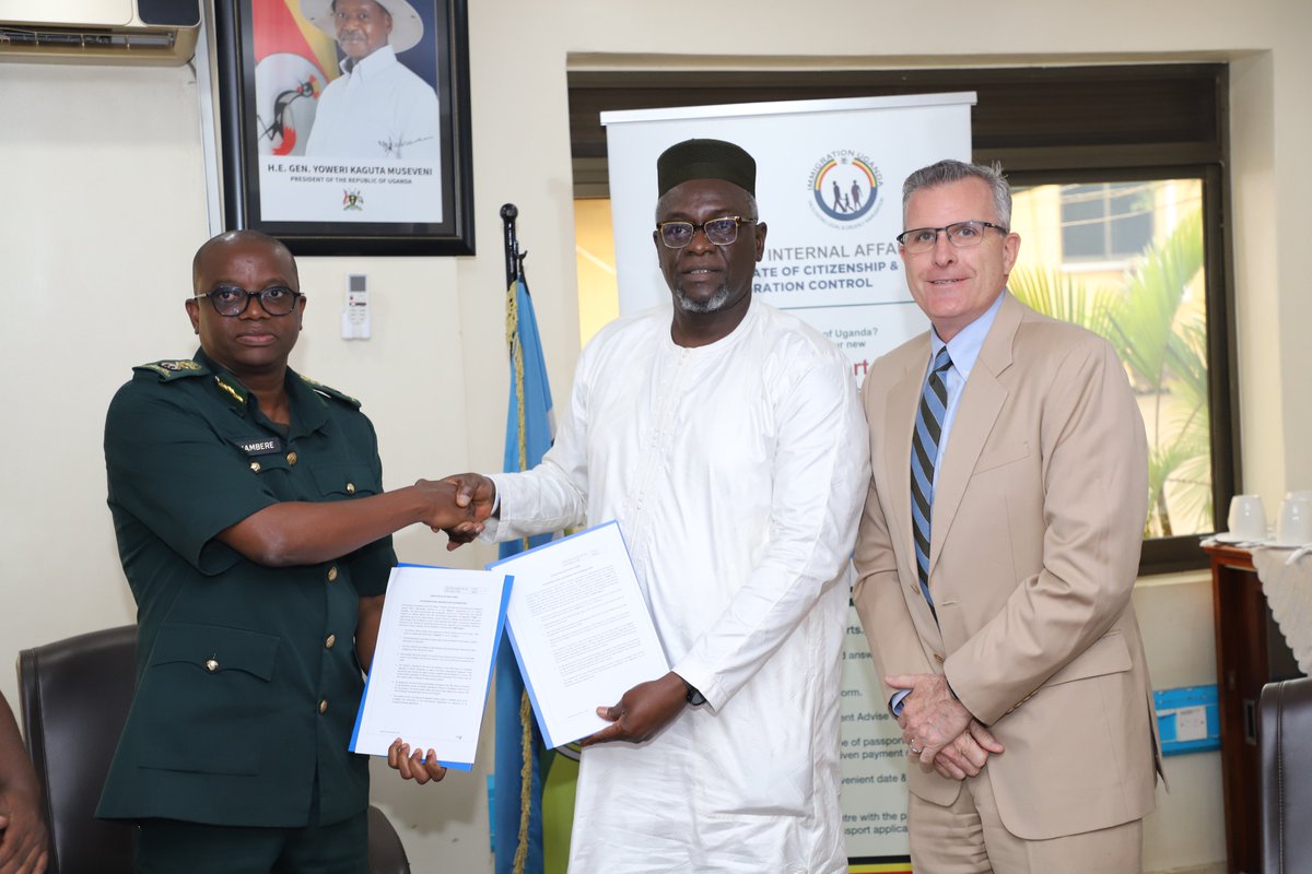 Immigration Uganda tweet media