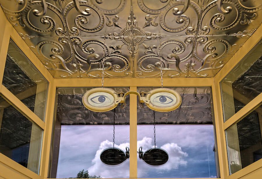 DebraMartz's tweet image. Eye Care Eye Wear by Debra Martz fineartamerica.com/featured/eye-c… 

#eyecare #eyewear #eyeglasses #glasses #reflection #unique #aztec #newmexico #historicdistrict @debramartz #giftideas #photography #PhotographyIsArt #BuyIntoArt #AYearForArt #WallArt #HomeDecor