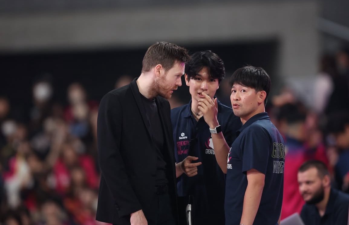 japan's schools and unis men's volleyball fan tweet media