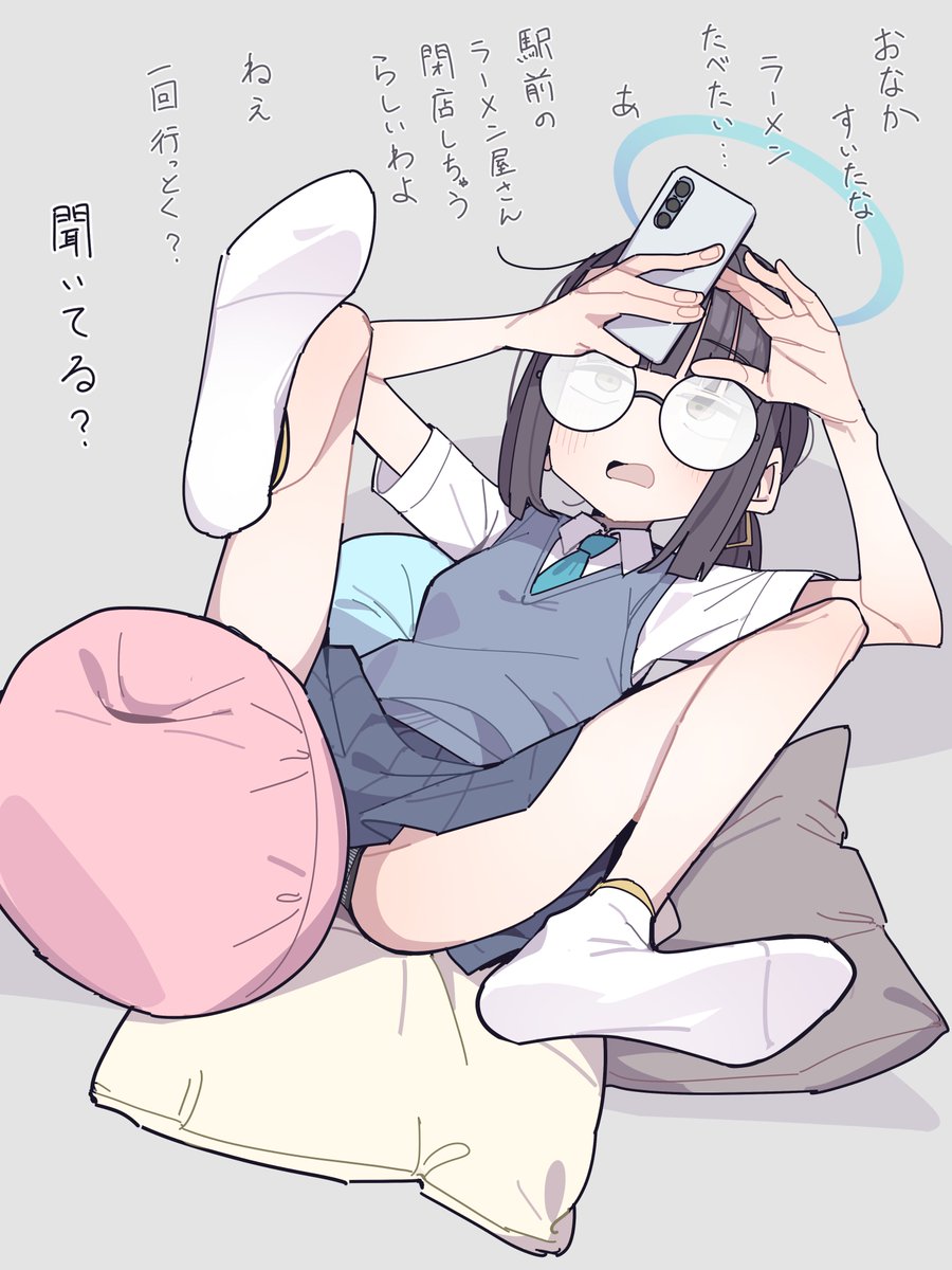 これは幼馴染で同級生のミレモブAがあまりにも無防備にだらけていたせいで、一瞬だけ、本当に一瞬だけ滑り落ちるようにして、「布」に目を焼いてしまい、苛立ちと罪悪感を覚えたあの日の絵です
俺はただ普通に、もうちょっとお淑やかにしてくんねーかなコイツって思ってただけなのに 