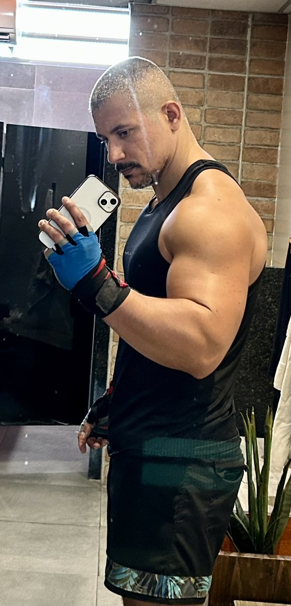 PêErre Souza tweet media