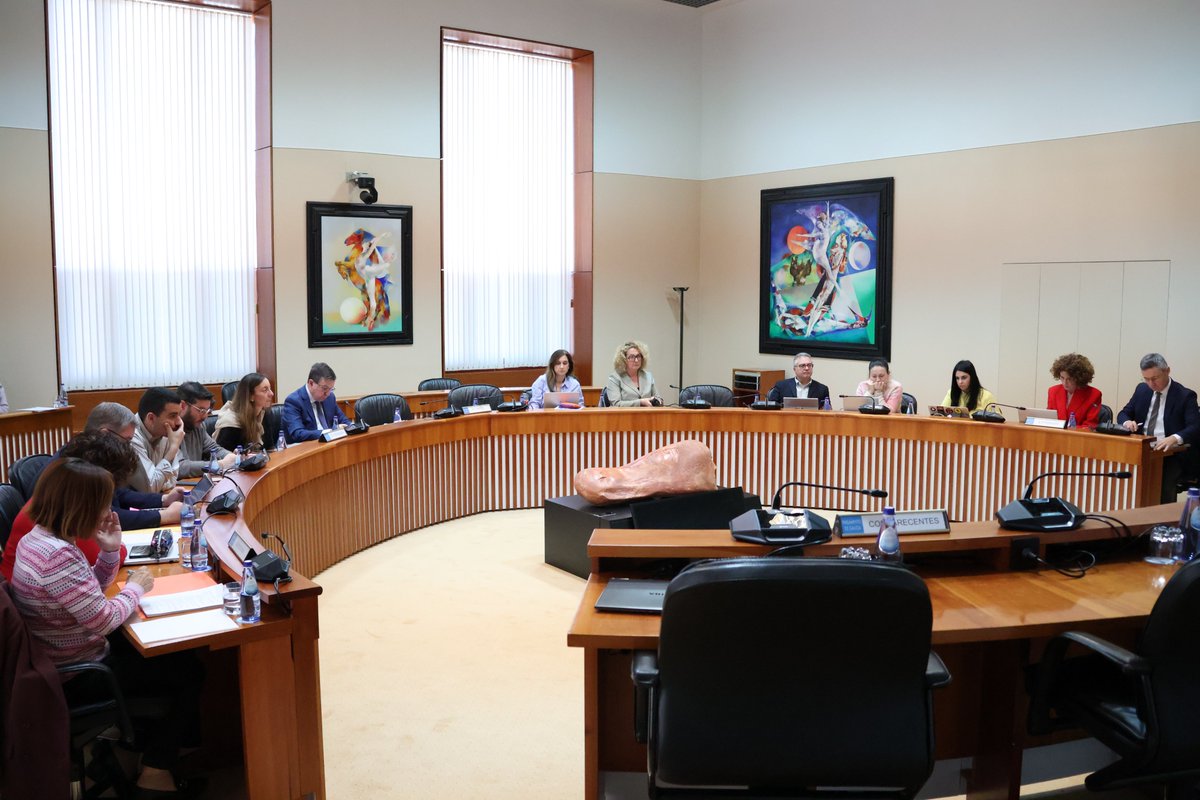 Parlamento Galicia tweet media