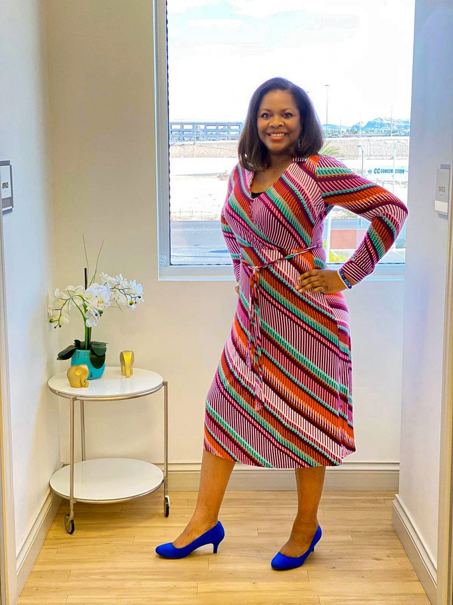 DrCindyMDuke's tweet image. This is the energy I am carrying into the week… grounded in purpose, anchored in gratitude, and intentional about how I move through every space I enter.✨

#DrCindyMDuke #CaribbeanFlowerInTheDesert #LeadWithPurpose #IntentionalLiving #BuildYourVision