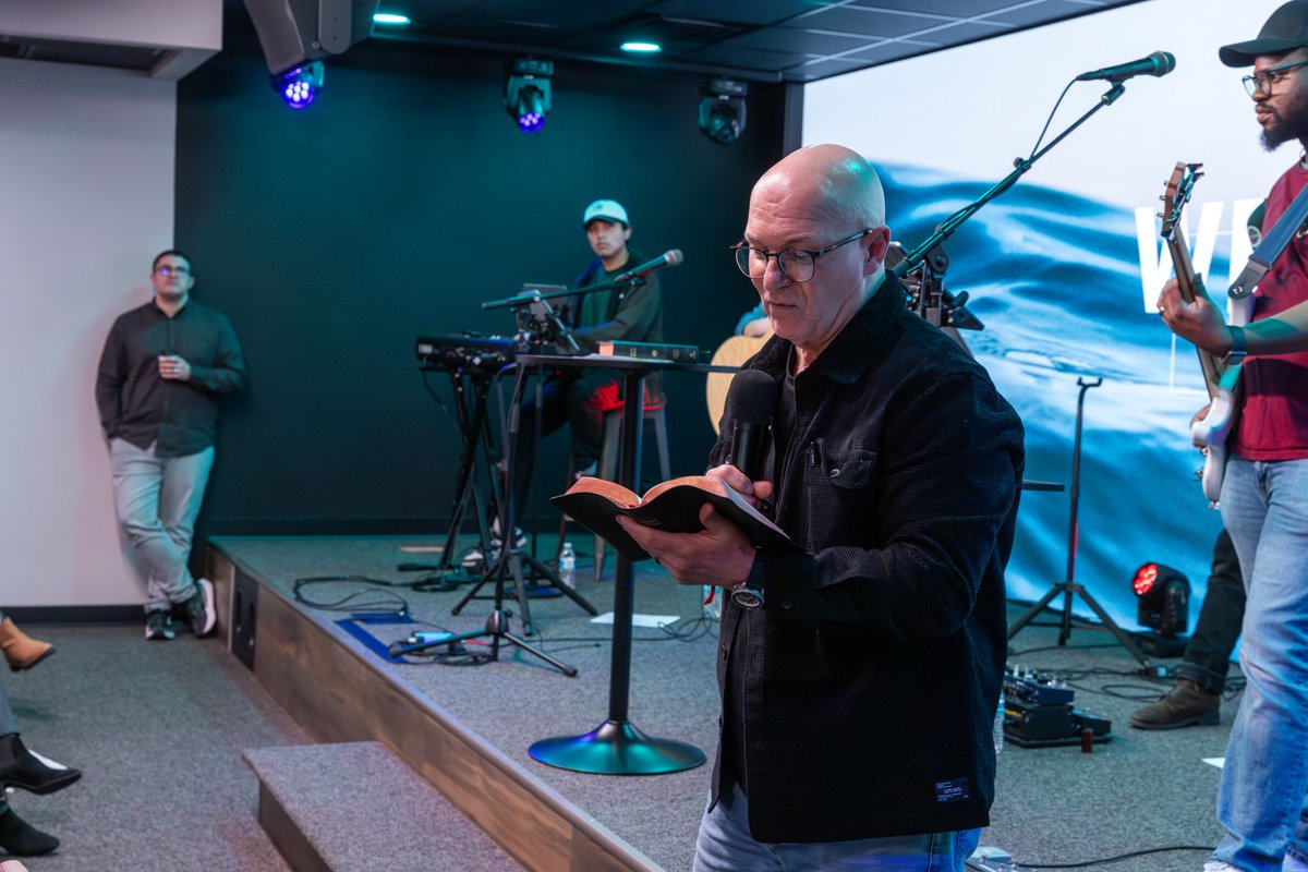 RadiantCoast's tweet photo. Our Hart campus commissioning service was such a wonderful time of worship, fellowship, and receiving prophetic words from leaders in our Radiant network. 

Check out the full album on Facebook! 

#beradiant #radiantcoasthart #churchfamily #blessing https://t.co/x5ptToCy9y
