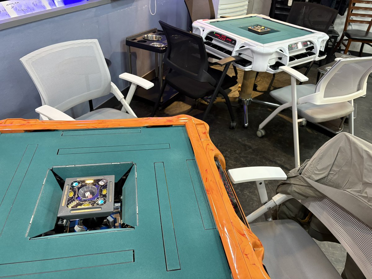 너서리 tweet media