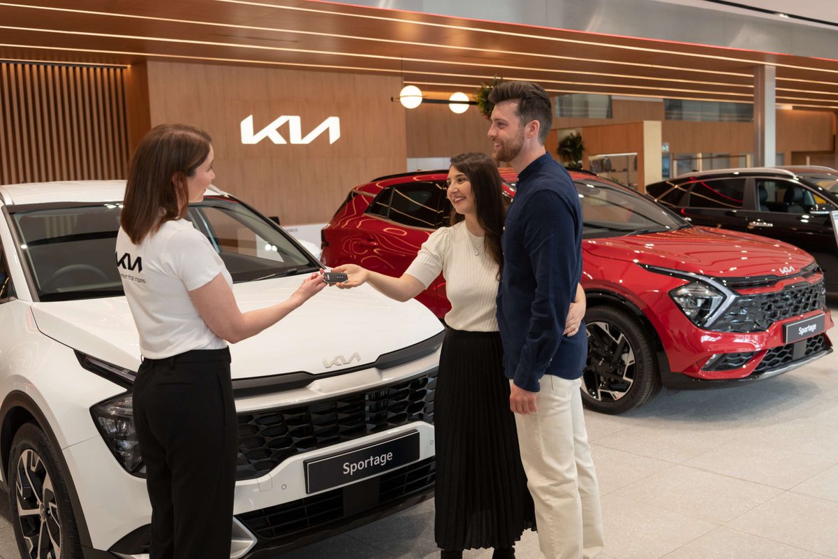 MotorTrader tweet media