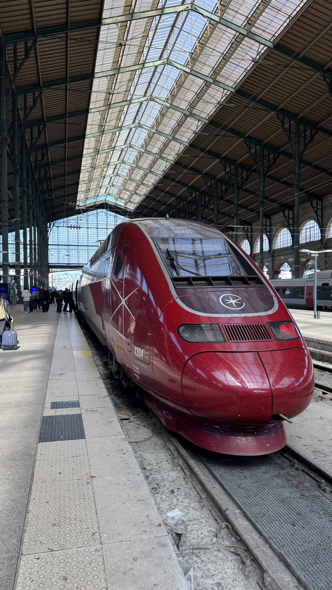 Costairborne tweet media