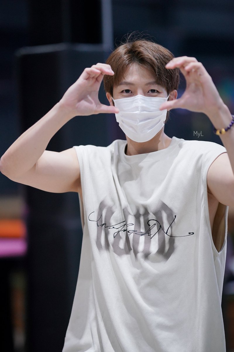 MyL_Bean's tweet photo. 14032026 White Day with Sungyeol
2026 LEE SUNG YEOL ASIA FAN MEETING IN BANGKOK
#LEESUNGYEOL
#이성열
#AsteroidinBKK
#SUNGYEOLinBKK https://t.co/eYGSfk7ZmB