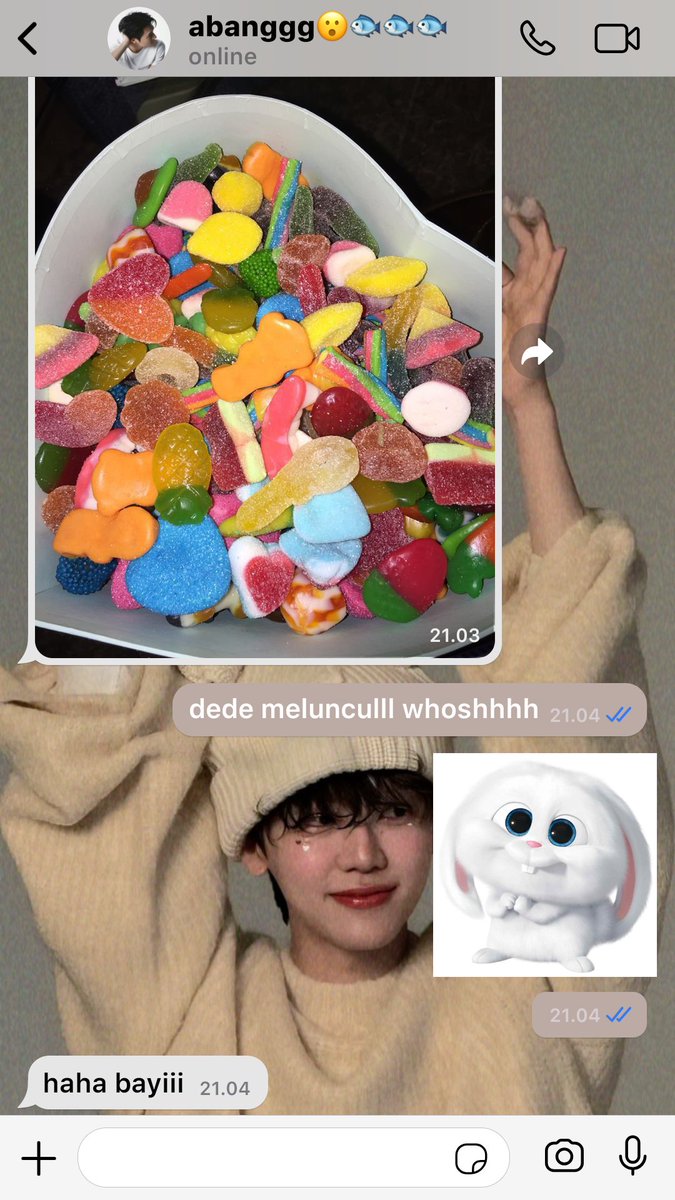 JeanNava 

abang gagal keluar soalnya ada kelinci ngambek