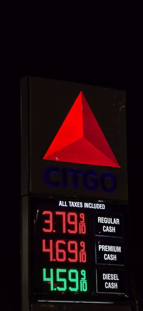 Only In Boston tweet media