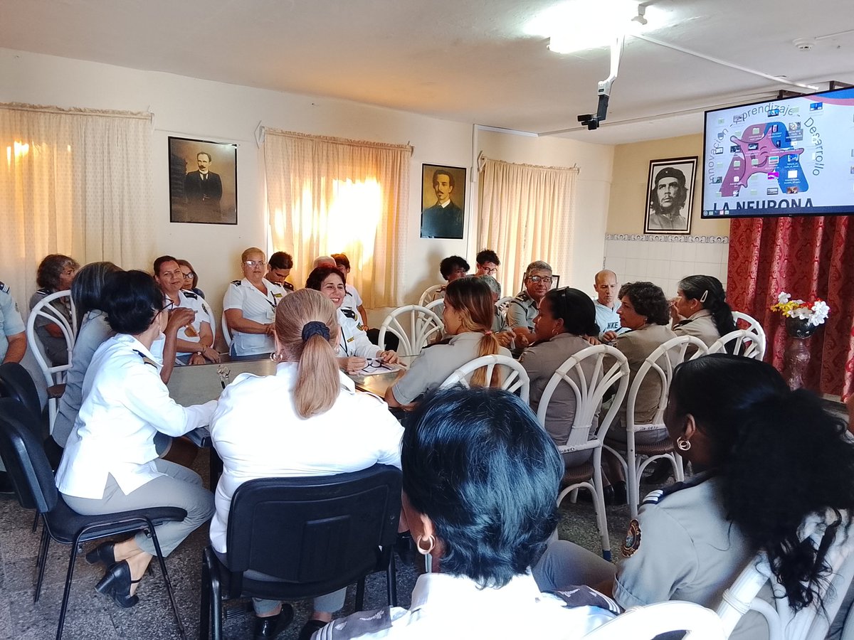 Se realiza en la #AduanaCamagüey la reunión del sindicato perteneciente a la Jefatura, la misma fue dirigida por Marilyn Alvarez Reyes secretaria del buró Sindical