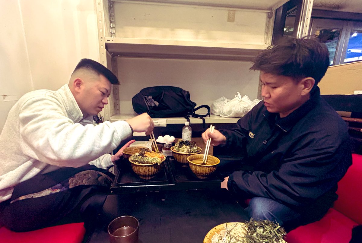 yuimatsu_long's tweet image. 【クッキージョー】
ご来場ふところありがとうございます！
ライブおわり井福と阿南と食事を摂りました
#SOBA