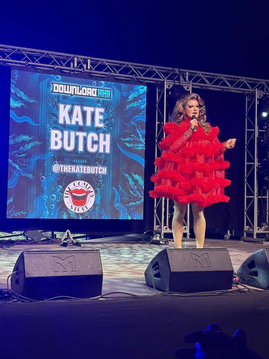 thecaIIousheart's tweet photo. rooting for my good personal friend @thekatebutch in the finale tonight xx #teamkate https://t.co/q8HP7PR9v0