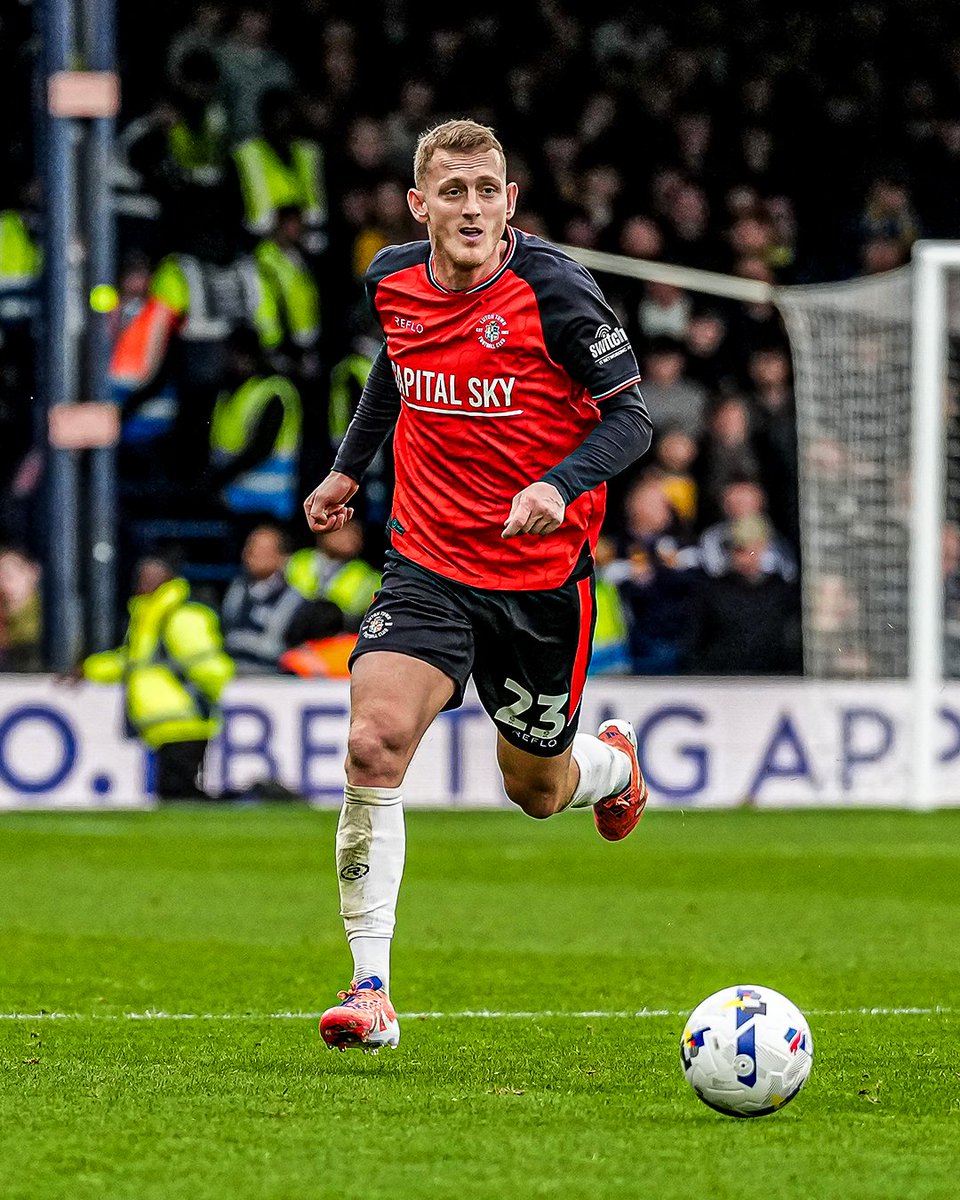 Luton Town FC tweet media