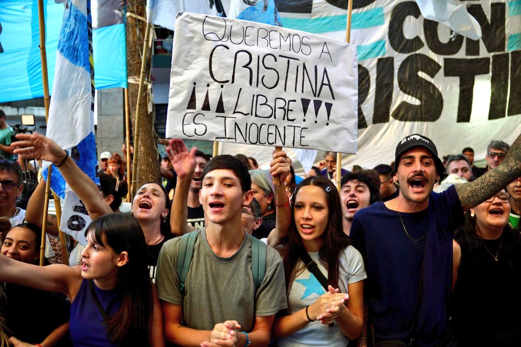 Lorena Pokoik 🇦🇷 tweet media