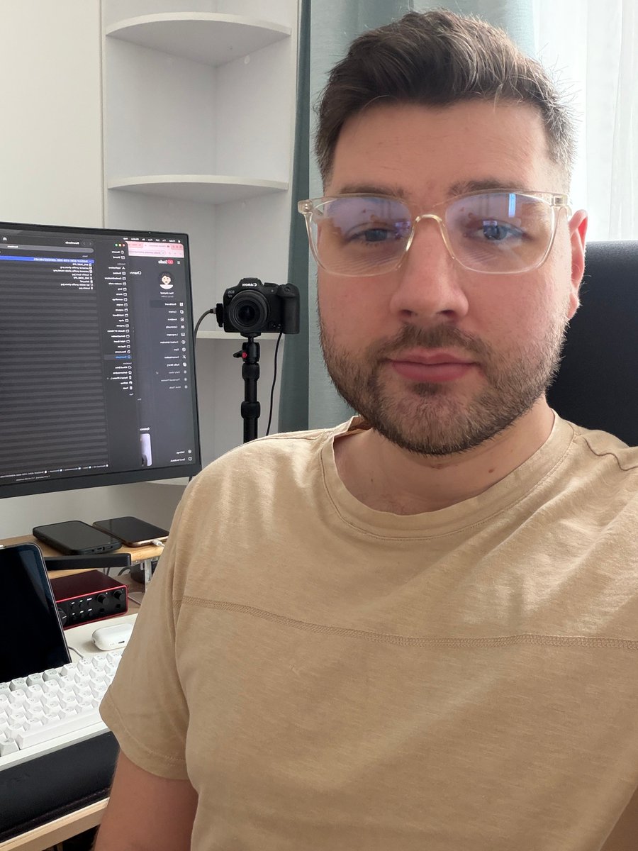 Darius Cosden 🧑🏻‍💻 tweet media