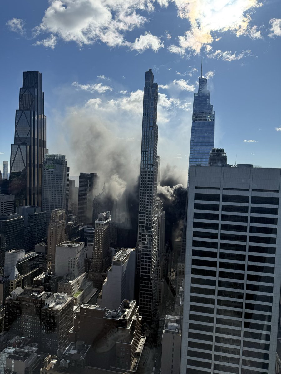 JB books tweet media