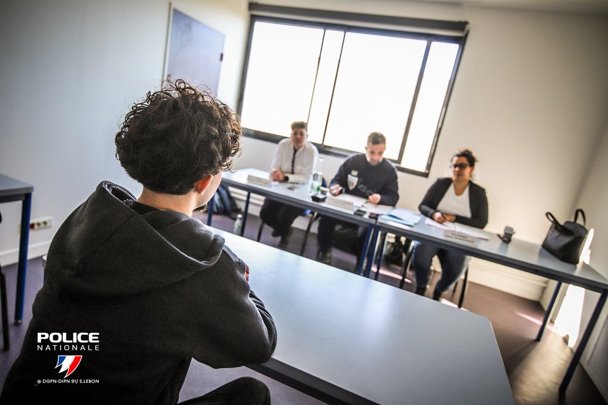 Police Nationale 91 tweet media