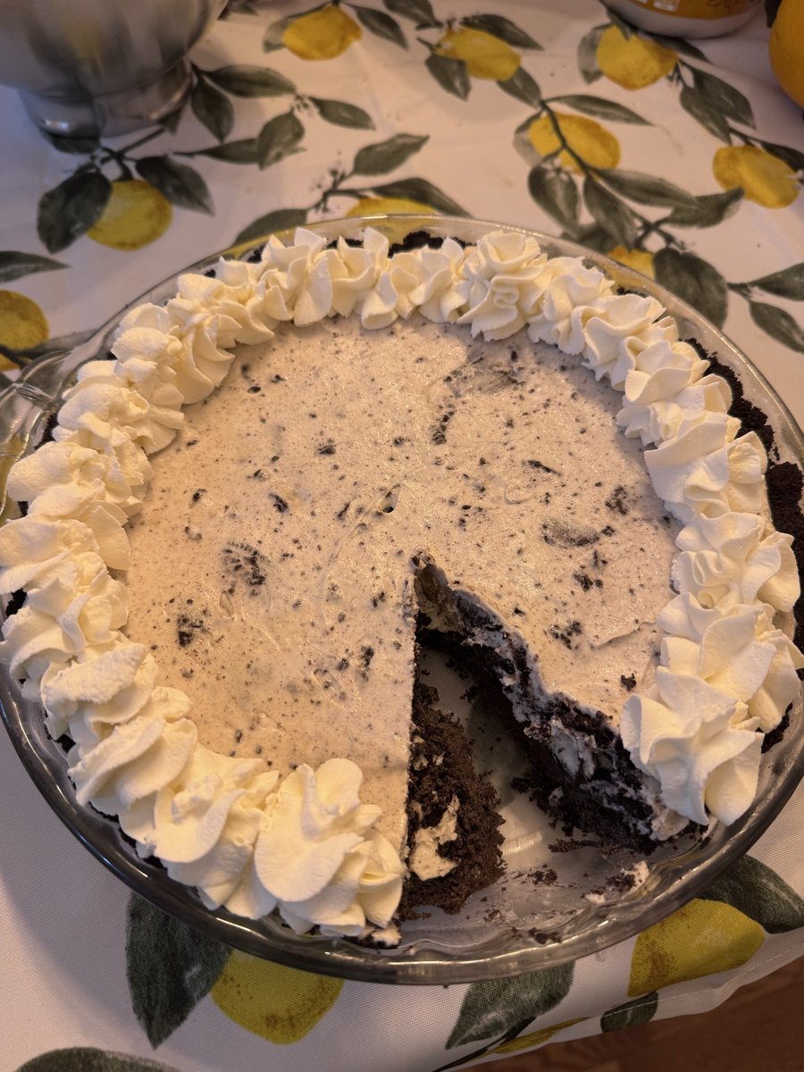 Lori Perez tweet media