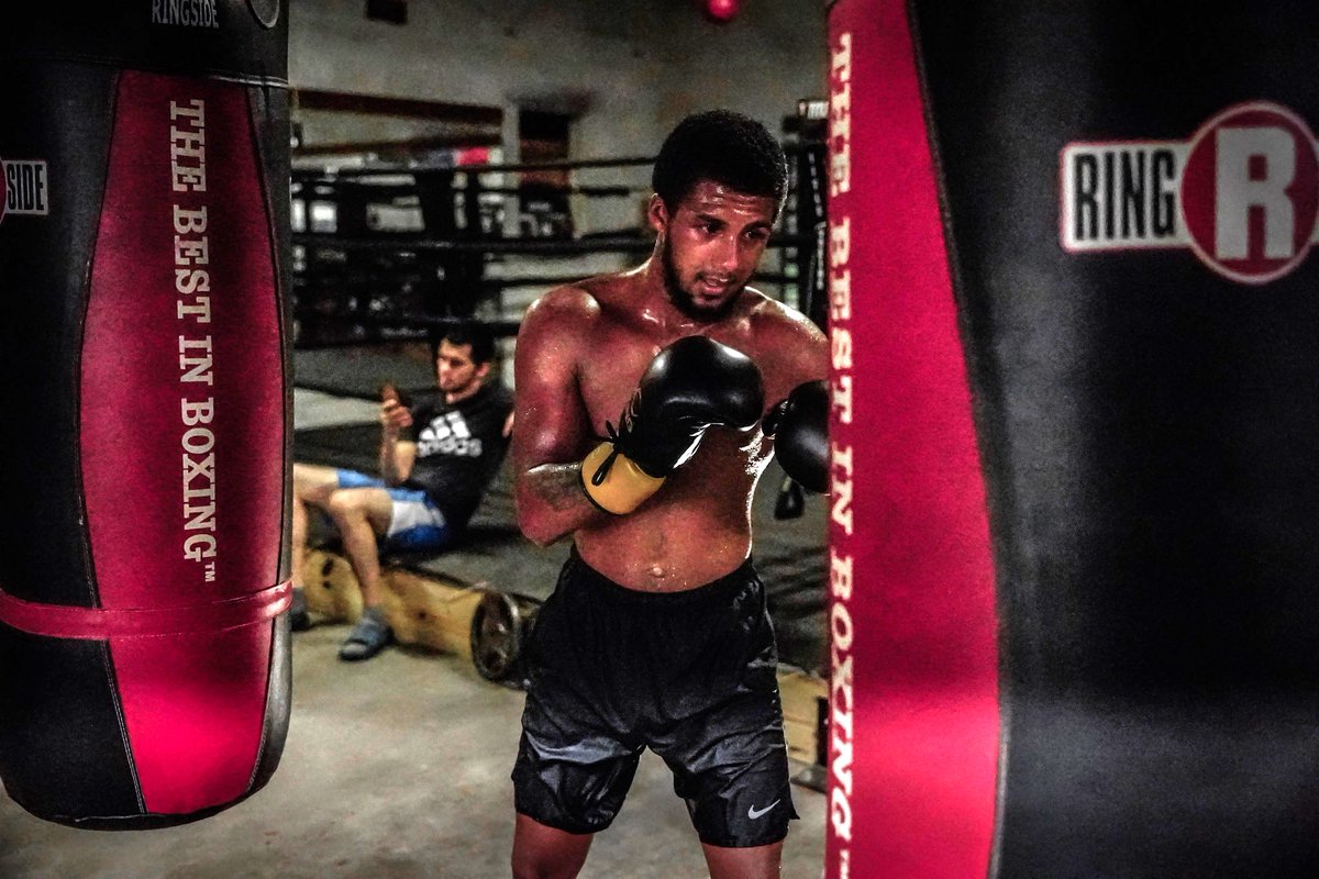 Mario Serrano - Boxing Publicist - Football Coach tweet media